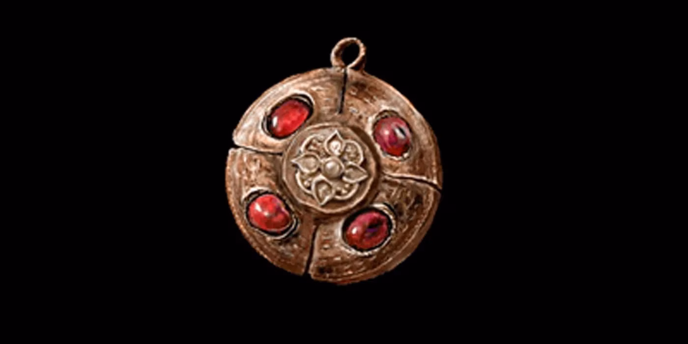 elden-ring-s-most-essential-talismans-a-guide-to-power-in-the-lands-between-image-5