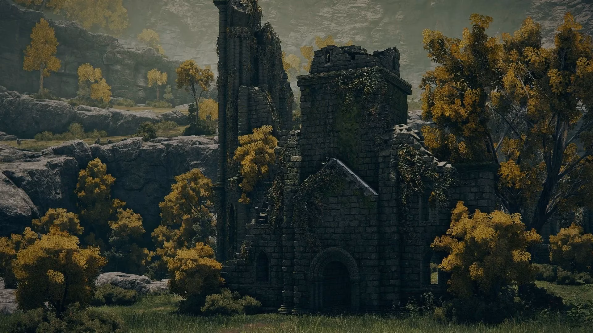 my-early-journey-for-the-powerful-meteorite-staff-in-elden-ring-image-1